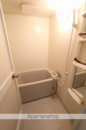 ガーデンプレイズＡ・Ｂ[2LDK/53.41m2]のバス