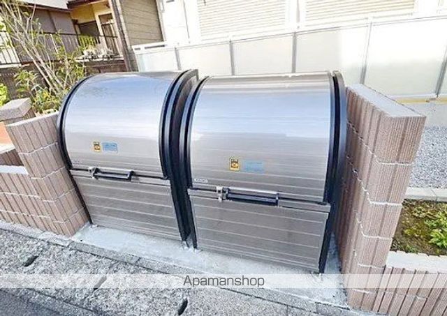 リブリ・RIRENの外観写真