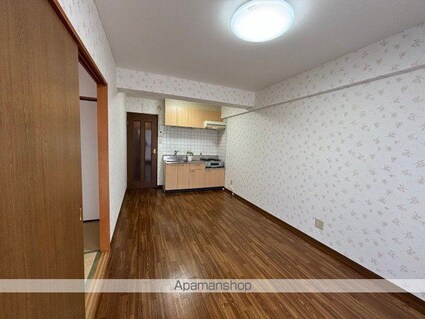 和歌山県和歌山市鳴神[2LDK/54m2]の内装2