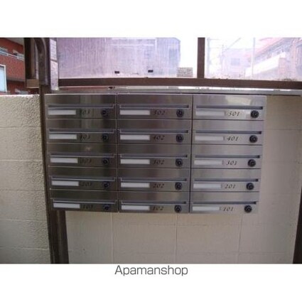 ヴィラ平成[1K/22.36m2]の外観4