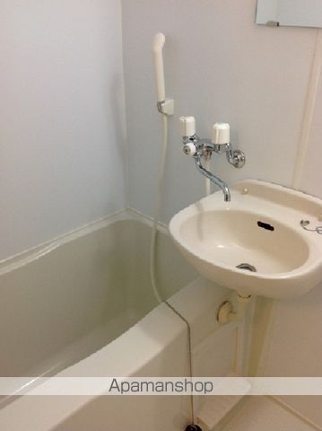 レオネクスト鈴の内装写真
