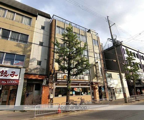 山内ビルの外観写真