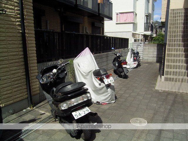 ゆかりハイツの玄関写真