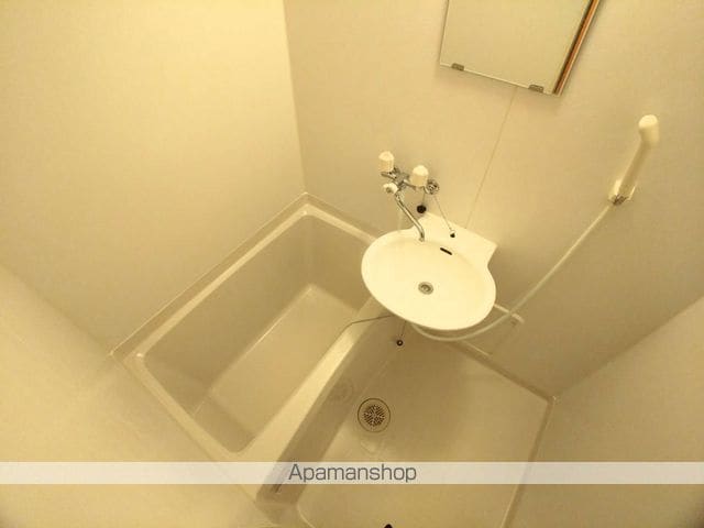 レオパレステイルザウエストの内装写真