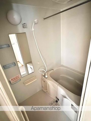 アーバンホワイトタナカIIIの内装写真