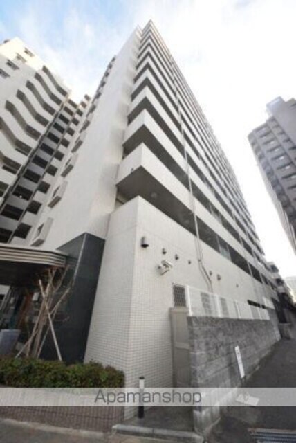 東京都新宿区西新宿８丁目[1DK/32.64m2]の外観2