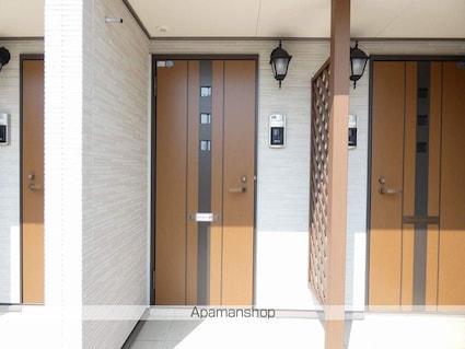 愛媛県今治市河南町２丁目[1LDK/40.03m2]のエントランス1