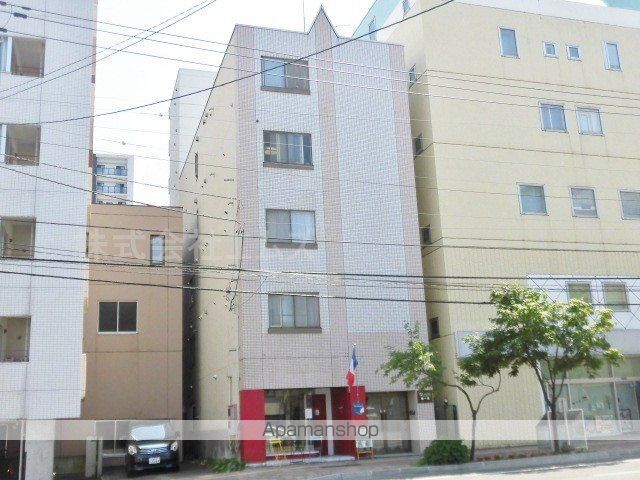 セゾン南1条の外観写真