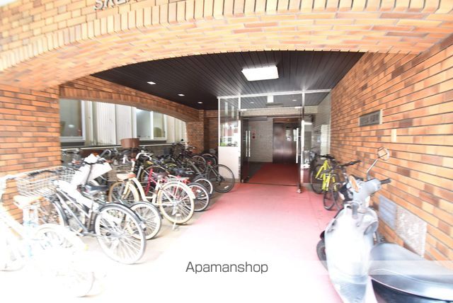 SKビル河原町の玄関写真