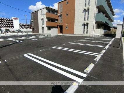 Ｄーｒｏｏｍあすと長町　Ⅱ[1LDK/40.79m2]の駐車場