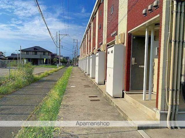 レオネクスト暁の玄関写真
