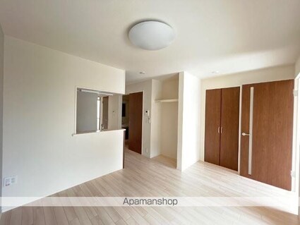 クレリア[2LDK/48.61m2]のリビング・居間