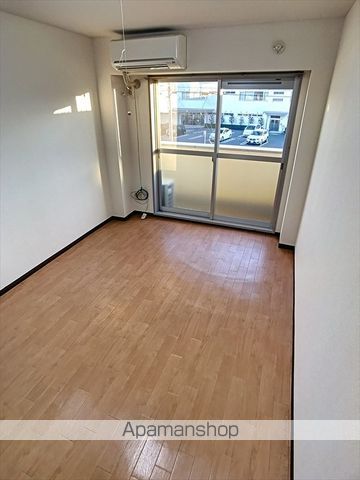ノーブルハウス坂の内装写真