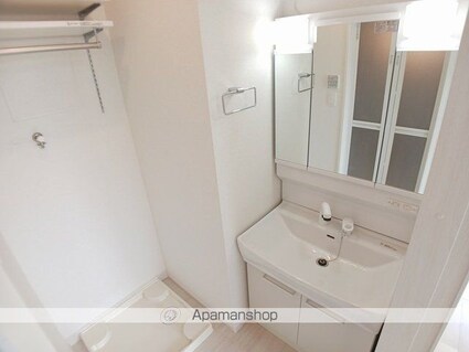 フォンテーヌ春日[1LDK/43.9m2]の洗面所