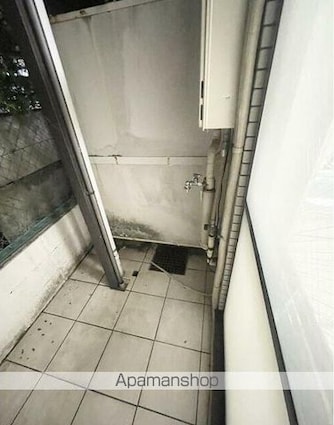 東京都中野区大和町１丁目[1R/16m2]のバルコニー