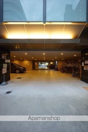 Ｇｒａｍｅｒｃｙ　Ｓｈｉｒａｋａｗａ　Ｋｏｅｎ[1LDK/46.64m2]の共用部1