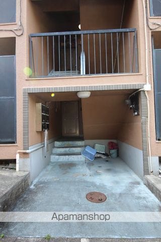 瀬川ハイツの玄関写真