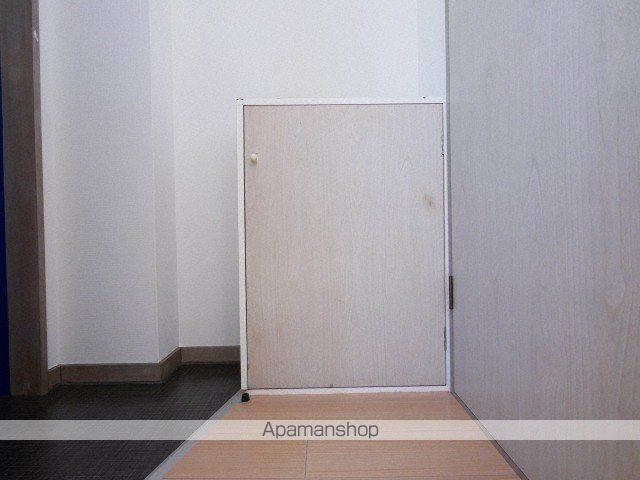 クリスタルハイツ栄町の内装写真