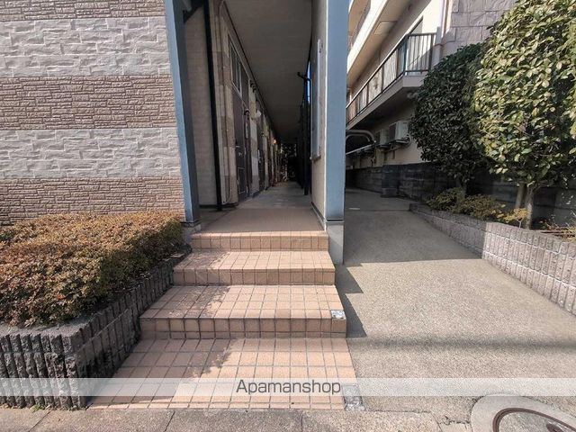 レオパレスTACHIBANAの玄関写真