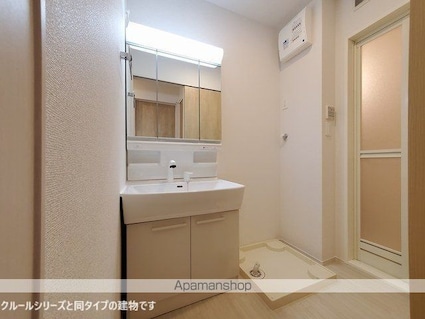 リバーサイドパレス　Ｉ[1LDK/50.96m2]の洗面所