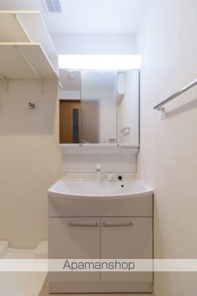 ＮＪＫ　ＭＡＲＱＵＩＳ　ＫＯＩＳＨＩＫＡＷＡ[3DK/65.65m2]の洗面所