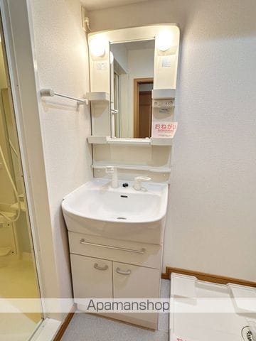FKHーIの内装写真