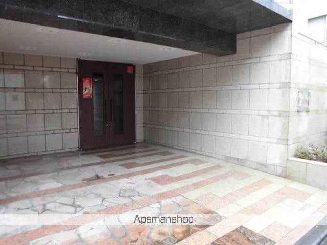 パークウェル高円寺弐番館の玄関写真