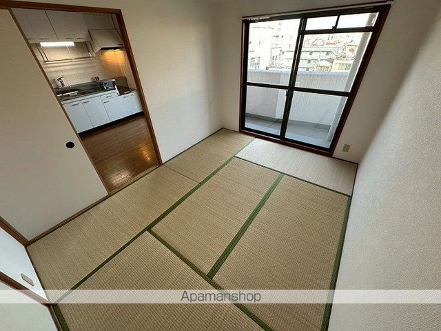 シャリテ今里の内装写真
