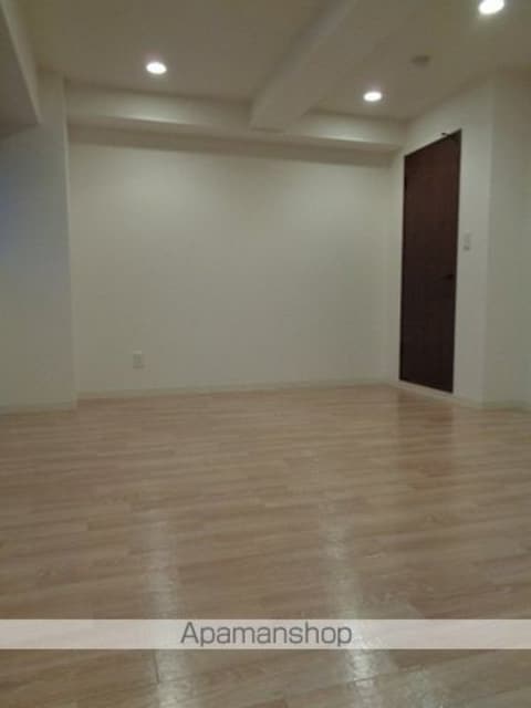 三軒茶屋ＭＪビル[1R/32.49m2]の内装1