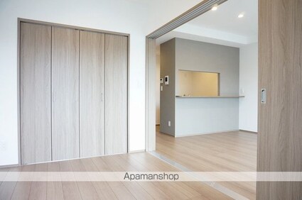 エンブレム持田[1LDK/46.5m2]の内装1