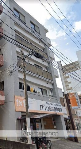 ヴィラ楽々園の外観写真