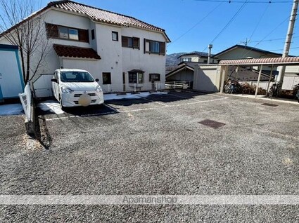 レオパレスこだま[1K/23.18m2]の駐車場1