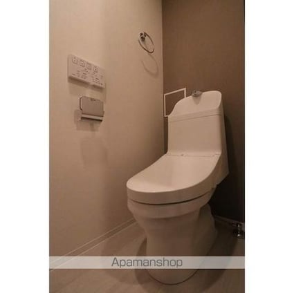 メゾンピオニー東向島[1K/25.44m2]のトイレ