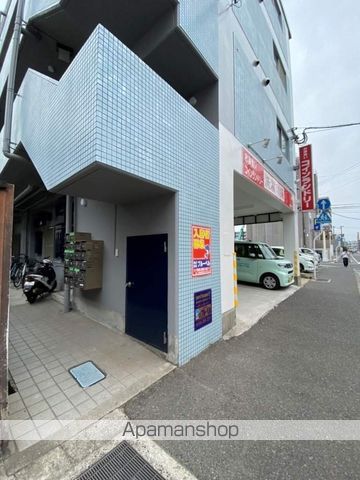 YARD HOUSE17の玄関写真