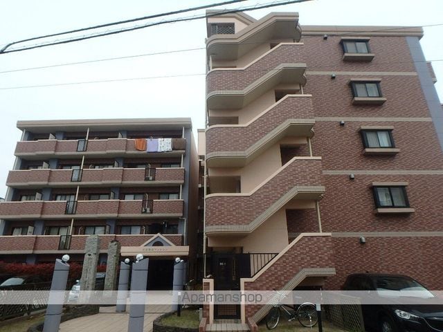 大産鳥飼マンションの玄関写真