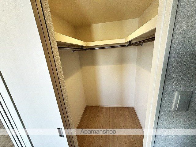 セレニテ江坂グランデの内装写真