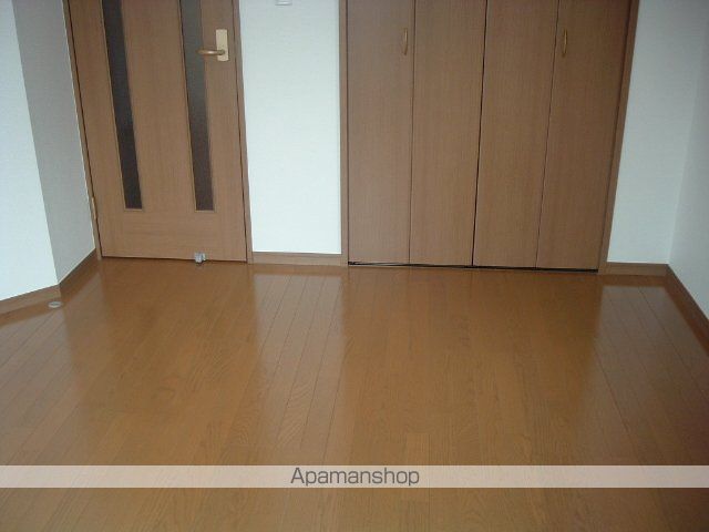 アゲート 白壁の内装写真