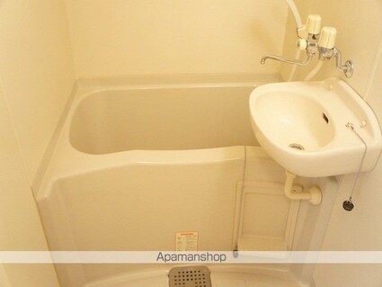 レオパレスプリムローズ[1K/24.84m2]のバス