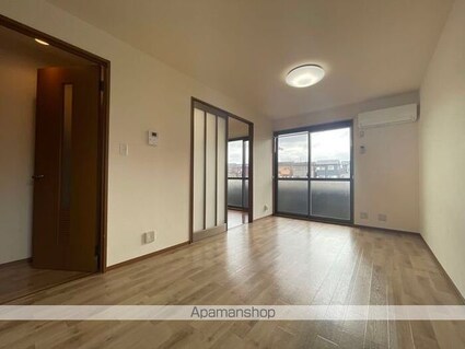 Ｃｏｚｙ　Ｃｏｕｒｔ　Ａ棟[2DK/50.42m2]の内装2