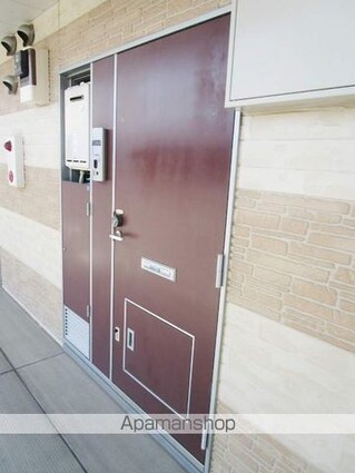 レオパレスガーデン[1K/23.18m2]のエントランス1