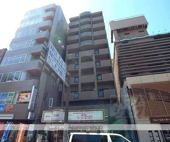 ヴィアーレ四条大宮の外観写真