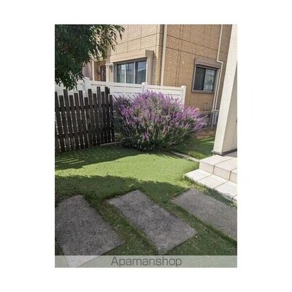 フォレストハウス緑台[4LDK/101.64m2]の共用部