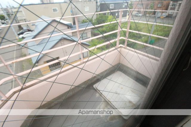 PLAZA IN 栄通の内装写真
