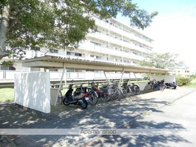 ビレッジハウス大和II2号棟の玄関写真
