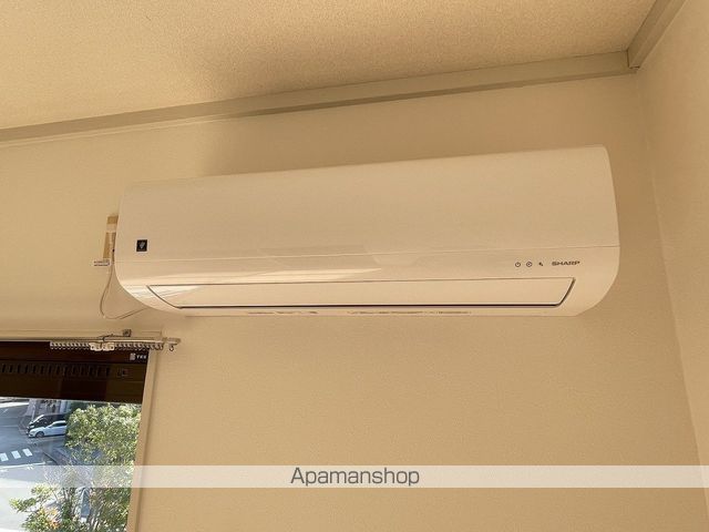 ロイヤルシングルの内装写真