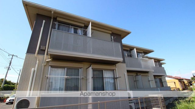 レノンパレスD棟の外観写真