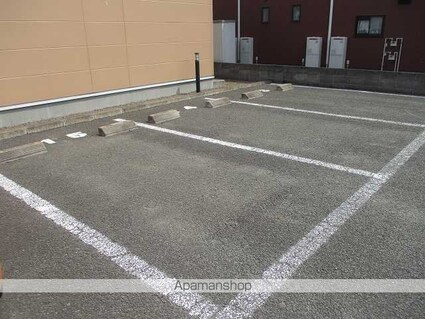 レオパレスサンハイム岩切Ⅱ[1K/20.28m2]の駐車場