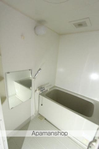 アルファレガロ栗林の内装写真