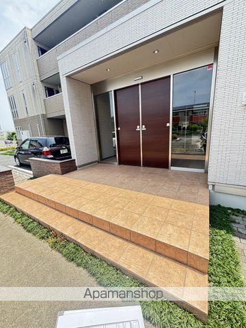 ガレリア西大宮の玄関写真