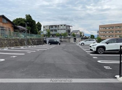 永田祝谷ビル[3LDK/70.6m2]の駐車場